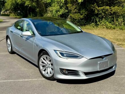 Тесла Модель С 2018 у Дніпро (Дніпропетровську) на Automoto.ua Сірий Тесла Модель С, об'ємом двигуна 0 л та пробігом 43 тис. км за 9700 $, фото 1 на Automoto.ua