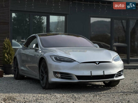 Тесла Модель С 2018 в Львове на Automoto.ua Серый Тесла Модель С, объемом двигателя 0 л и пробегом 48 тыс. км за 25100 $, фото 1 на Automoto.ua