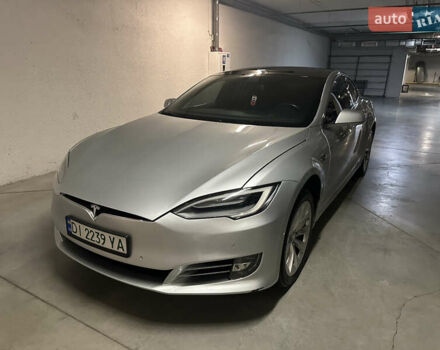 Серый Тесла Модель С, объемом двигателя 0 л и пробегом 151 тыс. км за 19800 $, фото 1 на Automoto.ua