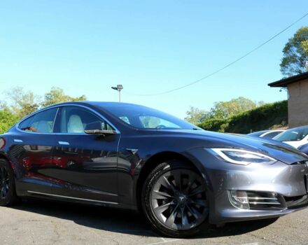 Сірий Тесла Модель С, об'ємом двигуна 0 л та пробігом 114 тис. км за 16000 $, фото 1 на Automoto.ua