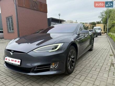 Тесла Модель С 2019 в Киеве на Automoto.ua Серый Тесла Модель С, объемом двигателя 0 л и пробегом 106 тыс. км за 25500 $, фото 1 на Automoto.ua