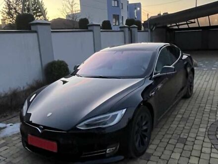 Тесла Модель С 2019 в Львове на Automoto.ua Серый Тесла Модель С, объемом двигателя 0 л и пробегом 55 тыс. км за 25750 $, фото 1 на Automoto.ua