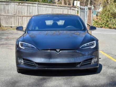 Тесла Модель С 2019 в Кривом Роге на Automoto.ua Серый Тесла Модель С, объемом двигателя 0 л и пробегом 20 тыс. км за 22000 $, фото 1 на Automoto.ua