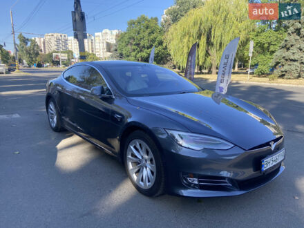 Серый Тесла Модель С, объемом двигателя 0 л и пробегом 71 тыс. км за 24900 $, фото 1 на Automoto.ua