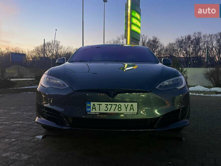 Тесла Модель С 2019 у Івано-Франківську на Automoto.ua Сірий Тесла Модель С, об'ємом двигуна 0 л та пробігом 71 тис. км за 46999 $, фото 1 на Automoto.ua