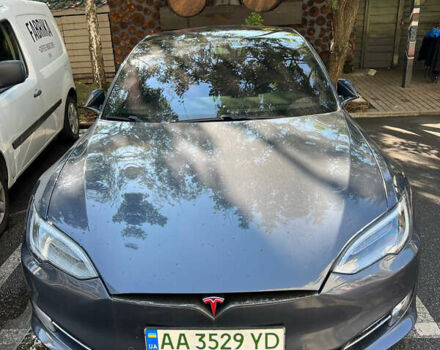 Серый Тесла Модель С, объемом двигателя 0 л и пробегом 147 тыс. км за 29000 $, фото 1 на Automoto.ua