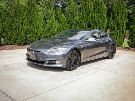 Тесла Модель С 2020 у Вінниці на Automoto.ua Сірий Тесла Модель С, об'ємом двигуна 0 л та пробігом 34 тис. км за 22000 $, фото 1 на Automoto.ua