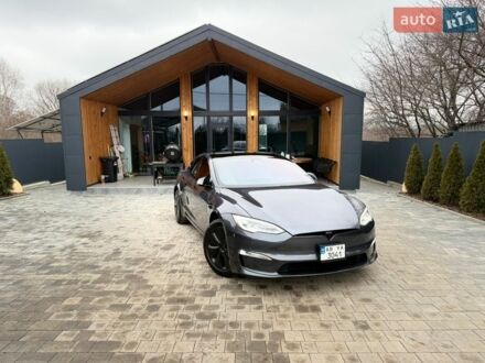 Серый Тесла Модель С, объемом двигателя 0 л и пробегом 63 тыс. км за 45000 $, фото 1 на Automoto.ua