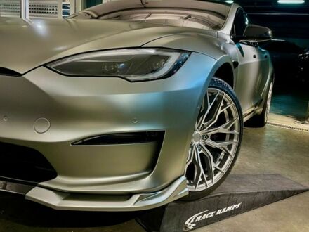 Тесла Модель С 2021 в Одессе на Automoto.ua Серый Тесла Модель С, объемом двигателя 0 л и пробегом 3 тыс. км за 1571 $, фото 1 на Automoto.ua