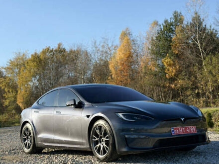 Серый Тесла Модель С, объемом двигателя 0 л и пробегом 11 тыс. км за 48500 $, фото 1 на Automoto.ua