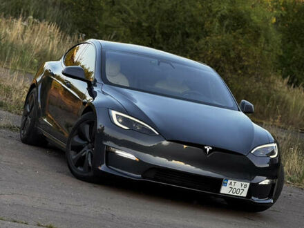 Тесла Модель С 2022 у Калуше на Automoto.ua Сірий Тесла Модель С, об'ємом двигуна 0 л та пробігом 83 тис. км за 36500 $, фото 1 на Automoto.ua