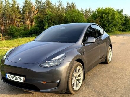 Тесла Модель С 2023 в Кельменцах на Automoto.ua Серый Тесла Модель С, объемом двигателя 0 л и пробегом 8 тыс. км за 11000 $, фото 1 на Automoto.ua