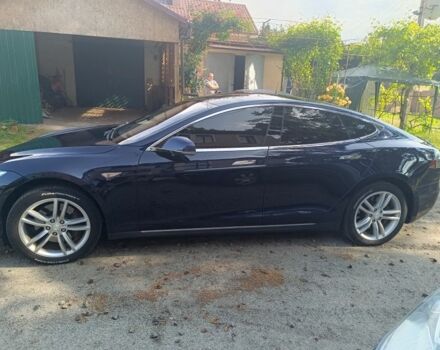 Синий Тесла Модель С, объемом двигателя 0 л и пробегом 300 тыс. км за 11800 $, фото 3 на Automoto.ua