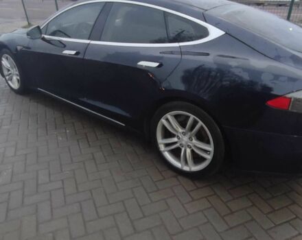 Синій Тесла Модель С, об'ємом двигуна 0 л та пробігом 200 тис. км за 10999 $, фото 1 на Automoto.ua