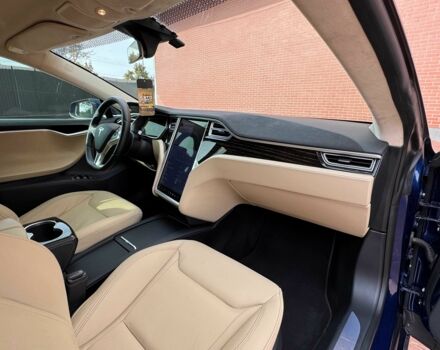 Синий Тесла Модель С, объемом двигателя 0 л и пробегом 190 тыс. км за 14700 $, фото 15 на Automoto.ua