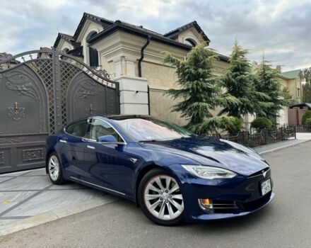 Синий Тесла Модель С, объемом двигателя 0 л и пробегом 120 тыс. км за 20500 $, фото 5 на Automoto.ua