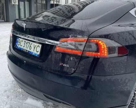 Синий Тесла Модель С, объемом двигателя 0 л и пробегом 150 тыс. км за 11200 $, фото 2 на Automoto.ua