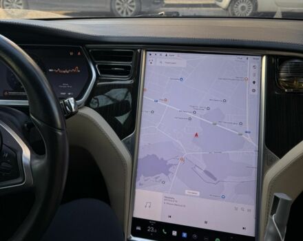 Синий Тесла Модель С, объемом двигателя 0 л и пробегом 178 тыс. км за 10500 $, фото 7 на Automoto.ua