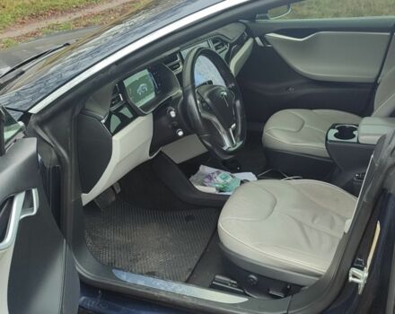 Синий Тесла Модель С, объемом двигателя 0 л и пробегом 145 тыс. км за 14000 $, фото 9 на Automoto.ua