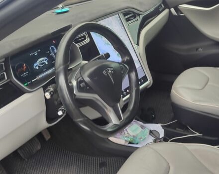 Синий Тесла Модель С, объемом двигателя 0 л и пробегом 145 тыс. км за 14000 $, фото 8 на Automoto.ua