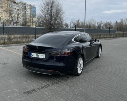 Синій Тесла Модель С, об'ємом двигуна 0 л та пробігом 148 тис. км за 11800 $, фото 5 на Automoto.ua