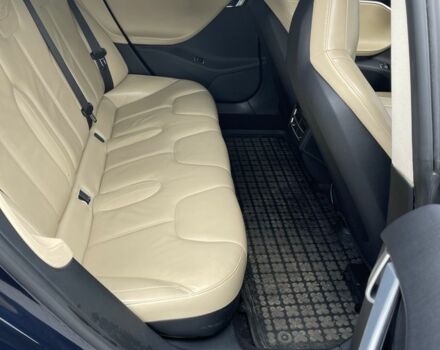 Синій Тесла Модель С, об'ємом двигуна 0 л та пробігом 148 тис. км за 11800 $, фото 12 на Automoto.ua