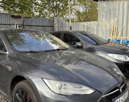 Синій Тесла Модель С, об'ємом двигуна 0 л та пробігом 296 тис. км за 13200 $, фото 2 на Automoto.ua