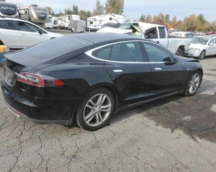 Синій Тесла Модель С, об'ємом двигуна 0 л та пробігом 58 тис. км за 3000 $, фото 2 на Automoto.ua