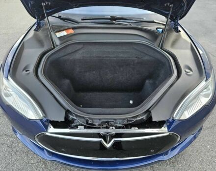 Синий Тесла Модель С, объемом двигателя 0 л и пробегом 74 тыс. км за 9500 $, фото 13 на Automoto.ua