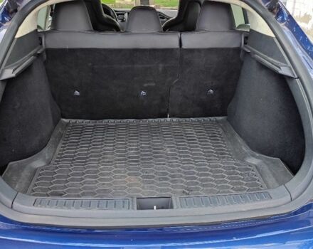 Синий Тесла Модель С, объемом двигателя 0 л и пробегом 125 тыс. км за 17000 $, фото 15 на Automoto.ua