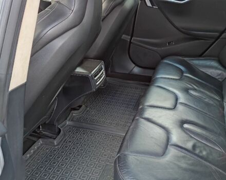 Синий Тесла Модель С, объемом двигателя 0 л и пробегом 200 тыс. км за 14000 $, фото 9 на Automoto.ua