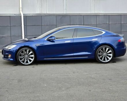 Синий Тесла Модель С, объемом двигателя 0 л и пробегом 87 тыс. км за 20200 $, фото 2 на Automoto.ua