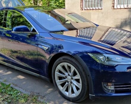 Синий Тесла Модель С, объемом двигателя 0 л и пробегом 200 тыс. км за 14000 $, фото 2 на Automoto.ua