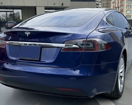 Синий Тесла Модель С, объемом двигателя 0 л и пробегом 201 тыс. км за 21500 $, фото 6 на Automoto.ua
