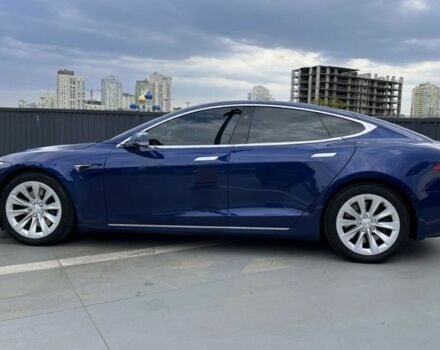 Синий Тесла Модель С, объемом двигателя 0 л и пробегом 201 тыс. км за 21500 $, фото 3 на Automoto.ua