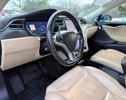 Синий Тесла Модель С, объемом двигателя 0 л и пробегом 58 тыс. км за 10150 $, фото 8 на Automoto.ua