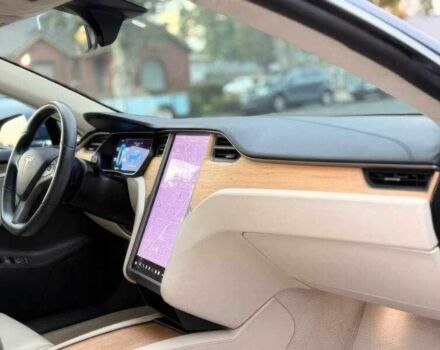 Синий Тесла Модель С, объемом двигателя 0 л и пробегом 88 тыс. км за 9000 $, фото 7 на Automoto.ua