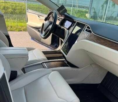 Синій Тесла Модель С, об'ємом двигуна 0 л та пробігом 94 тис. км за 12500 $, фото 14 на Automoto.ua