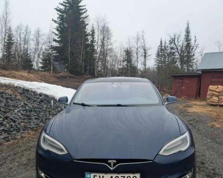 Тесла Модель С 2018 в Киеве на Automoto.ua Синий Тесла Модель С, объемом двигателя 0 л и пробегом 140 тыс. км за 16300 $, фото 15 на Automoto.ua