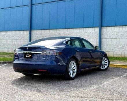 Синий Тесла Модель С, объемом двигателя 0 л и пробегом 25 тыс. км за 10300 $, фото 4 на Automoto.ua