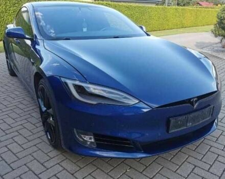Синий Тесла Модель С, объемом двигателя 0 л и пробегом 95 тыс. км за 16800 $, фото 2 на Automoto.ua