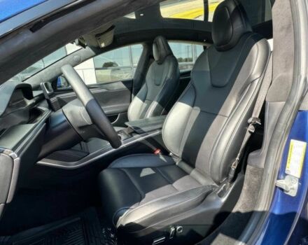 Синий Тесла Модель С, объемом двигателя 0 л и пробегом 13 тыс. км за 28400 $, фото 9 на Automoto.ua