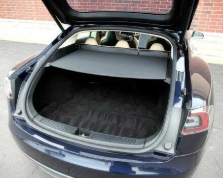 Синий Тесла Модель С, объемом двигателя 0 л и пробегом 88 тыс. км за 13200 $, фото 16 на Automoto.ua