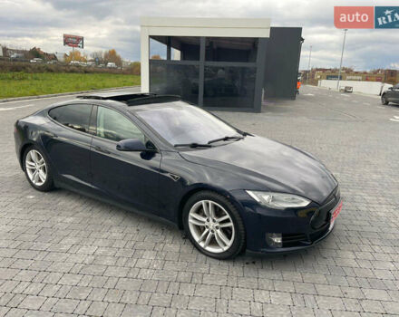 Синій Тесла Модель С, об'ємом двигуна 0 л та пробігом 131 тис. км за 12700 $, фото 4 на Automoto.ua