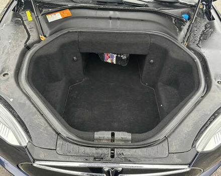 Синий Тесла Модель С, объемом двигателя 0 л и пробегом 165 тыс. км за 12500 $, фото 11 на Automoto.ua