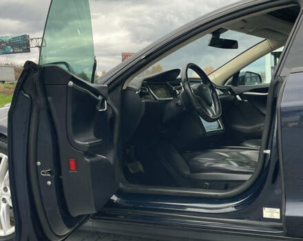 Синій Тесла Модель С, об'ємом двигуна 0 л та пробігом 131 тис. км за 12700 $, фото 42 на Automoto.ua