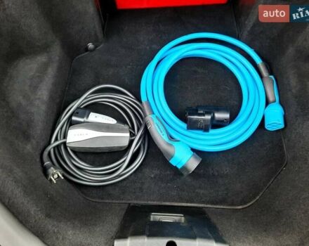 Синий Тесла Модель С, объемом двигателя 0 л и пробегом 239 тыс. км за 13000 $, фото 15 на Automoto.ua