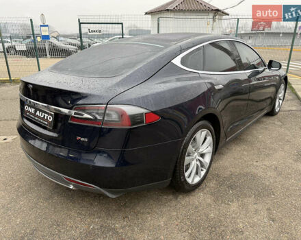 Синий Тесла Модель С, объемом двигателя 0 л и пробегом 165 тыс. км за 13990 $, фото 6 на Automoto.ua
