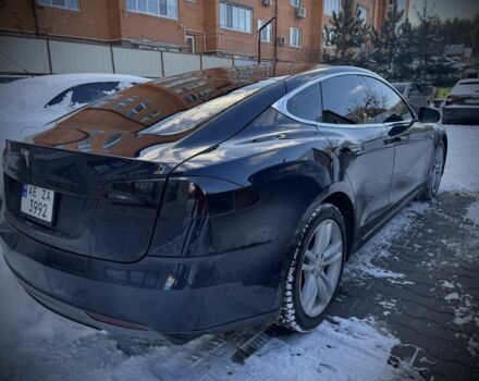 Синій Тесла Модель С, об'ємом двигуна 0 л та пробігом 167 тис. км за 13700 $, фото 5 на Automoto.ua
