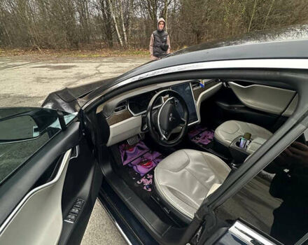 Синий Тесла Модель С, объемом двигателя 0 л и пробегом 165 тыс. км за 12500 $, фото 13 на Automoto.ua